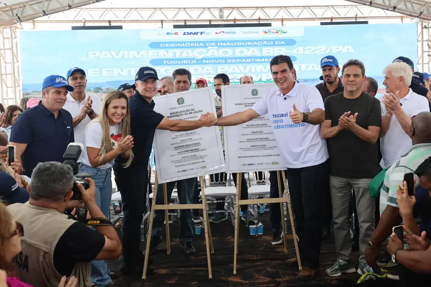 Governador Helder Barbalho participa da entrega da BR-422 e vistoria obras da ponte sobre o rio Xingu