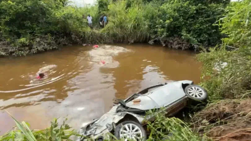 Carro despenca em córrego e três pessoas morrem entre Curionópolis e Eldorado
