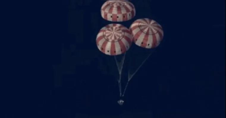 Artemis II volta à Terra após viagem histórica; veja o momento