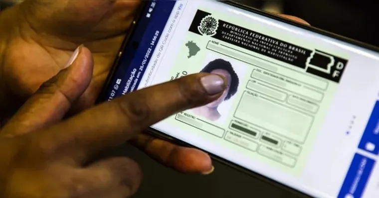 CNH: plataforma facilita busca por instrutores e autoescolas