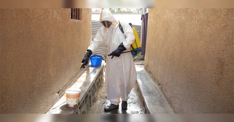 Epidemia de ebola na República Democrática do Congo soma mais de 2 mil mortes