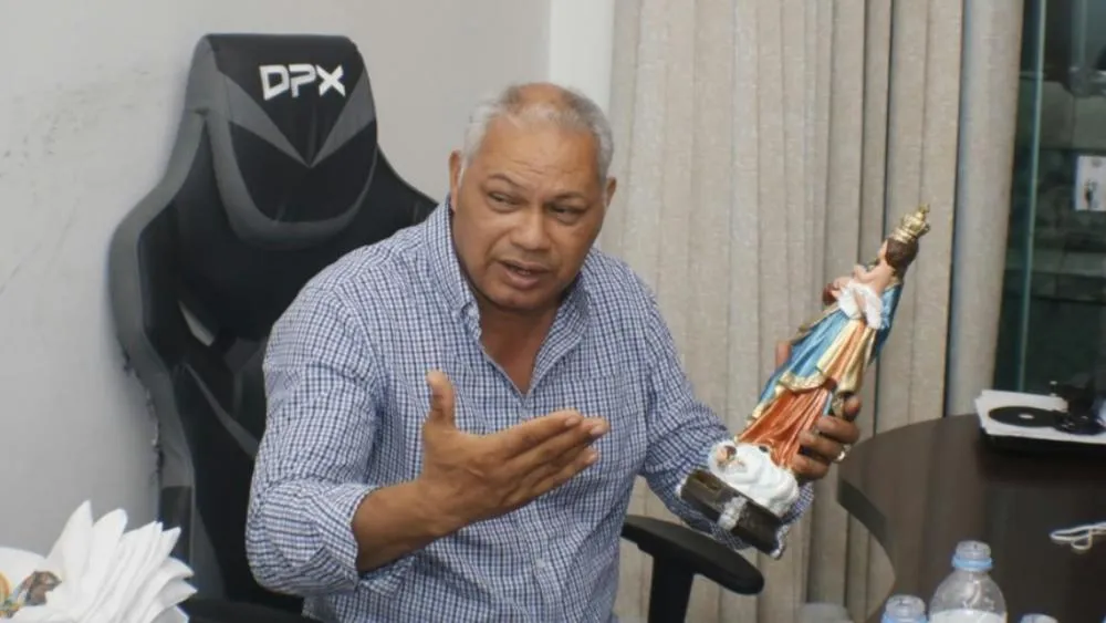 Diretor artístico Wlaudecir Costa, 59 anos, coordenou a transmissão ao vivo do Círio 2026 pela emissora 94,3 FM ( Foto: Foto: Arquivo pessoal )