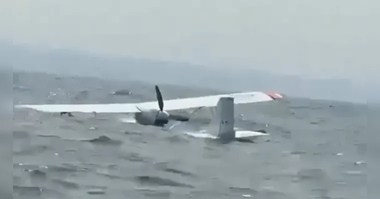 Avião de pequeno porte cai nas águas do rio Tapajós, no Pará
