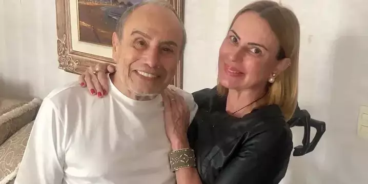 Stênio Garcia descobre ao vivo relação aberta com esposa: 'perdendo meu tempo'